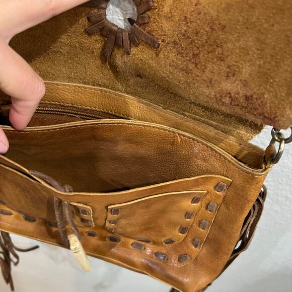 American Darling Genuine Leather Fringe Crossbody Bag - Picture 6 of 7